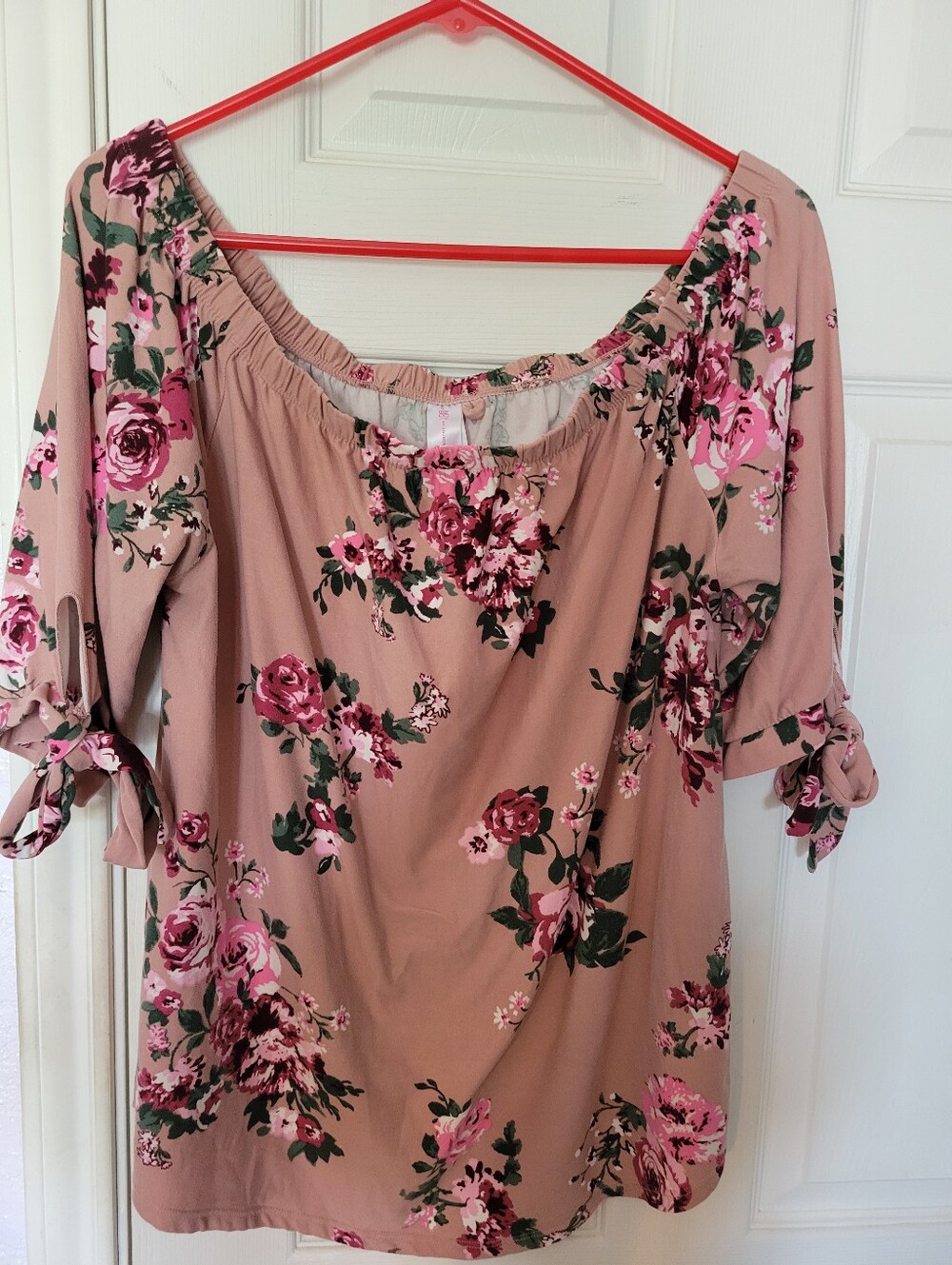 Floral Off-Shoulder Blouse in Blush Pink
